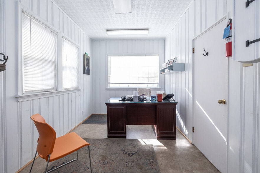 More Photos Of 1017 Market St, Gloucester City Medical For Sale