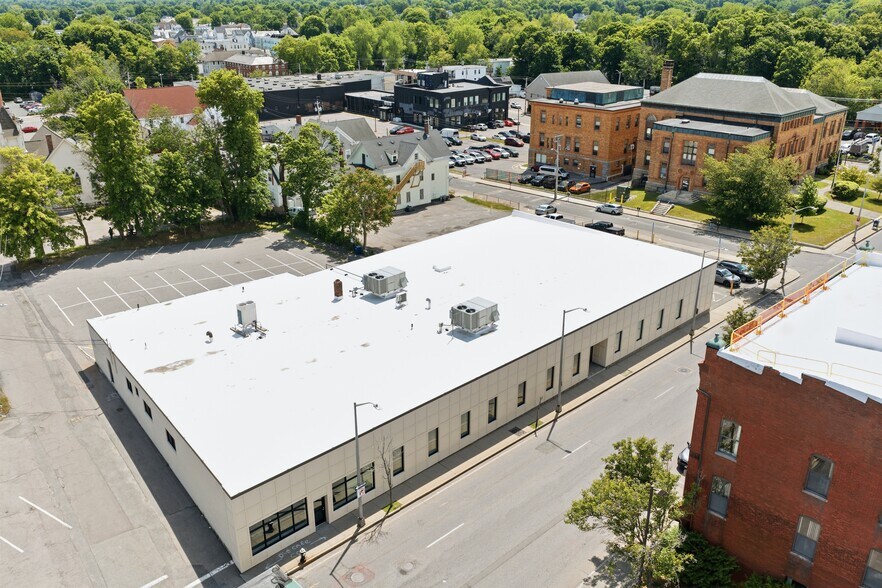 More Photos Of 32 Belmont St, Brockton Office For Lease
