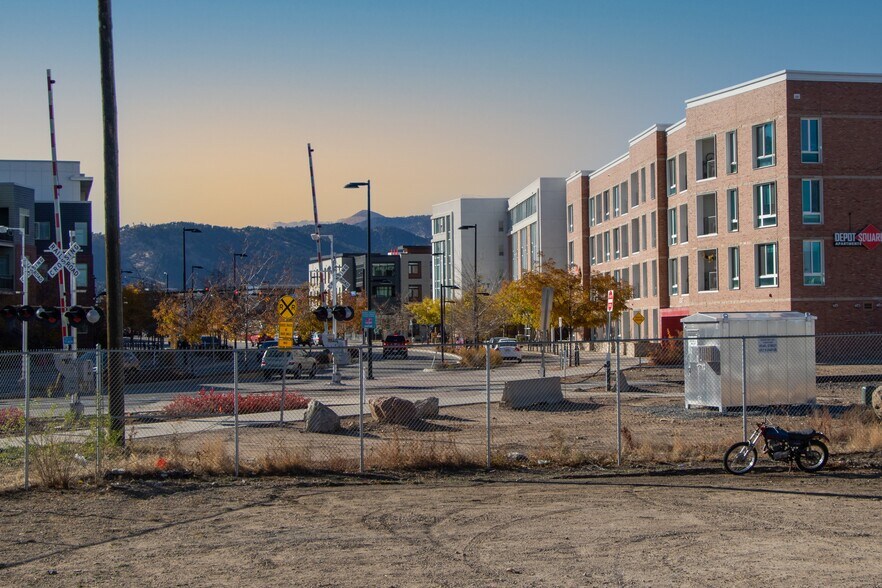 More Photos Of 3200 Pearl St, Boulder Warehouse For Sale