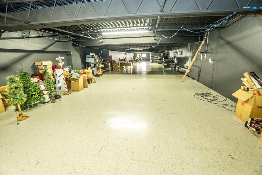 More Photos Of 1361 Grand Ave, Hartford Movie Theatre For Sale