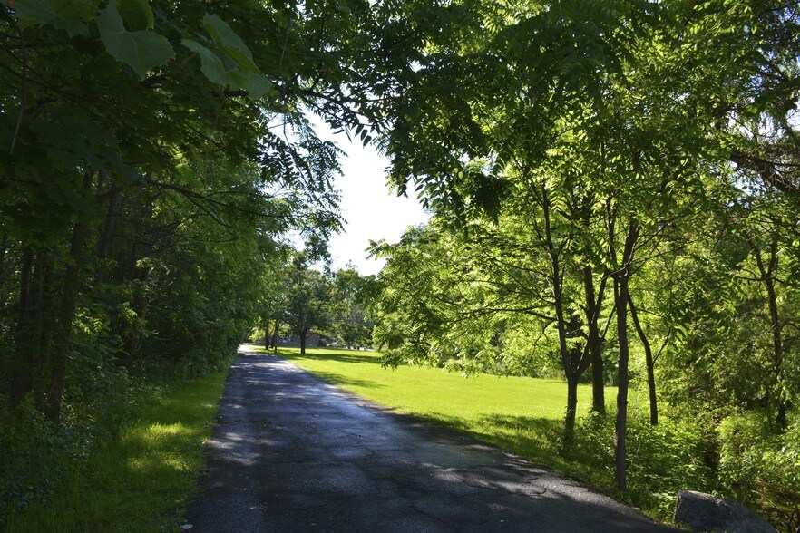More Photos Of 63 Railroad Ave, Wallkill Warehouse For Lease