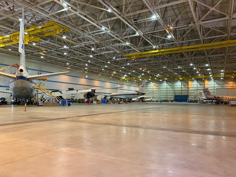 More Photos Of 2825 E Avenue P, Palmdale Specialty For Lease