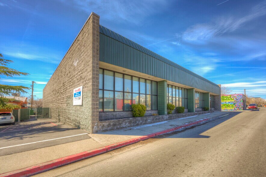 Primary Photo Of 634 Ryland St, Reno Medical For Lease