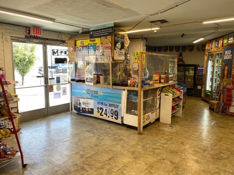 More Photos Of 11817 W Thunderbird Rd, El Mirage Convenience Store For Sale
