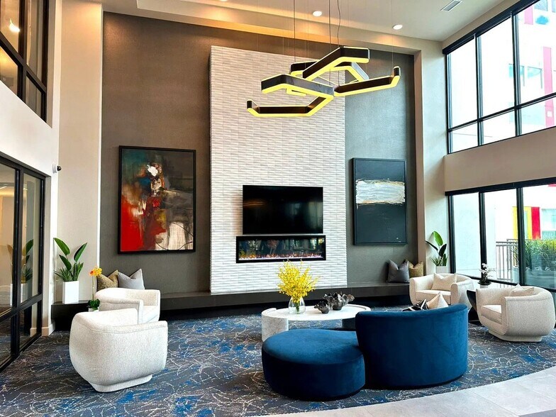 More Photos Of 655 S Sierra Madre St, Colorado Springs Apartments For Lease