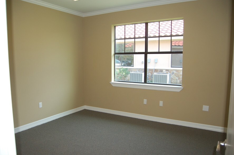 More Photos Of 4502 Riverstone Blvd, Missouri City Office For Lease