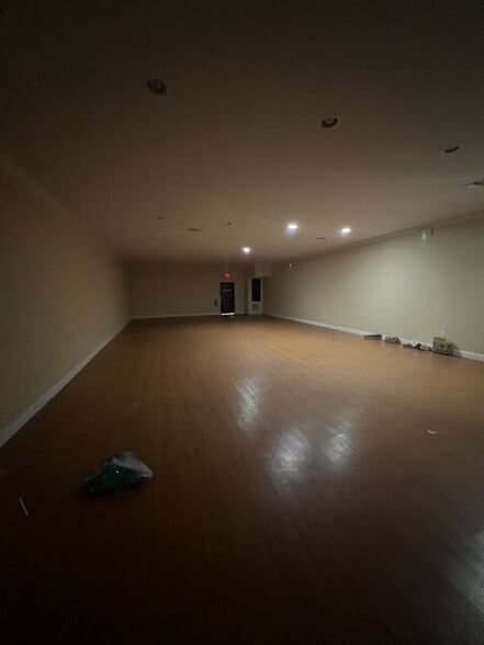 More Photos Of 271 Ft. Smith Blvd, Deltona Storefront Retail Office For Lease