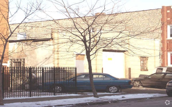 Primary Photo Of 1326 N Hamlin Ave, Chicago Religious Facility For Lease