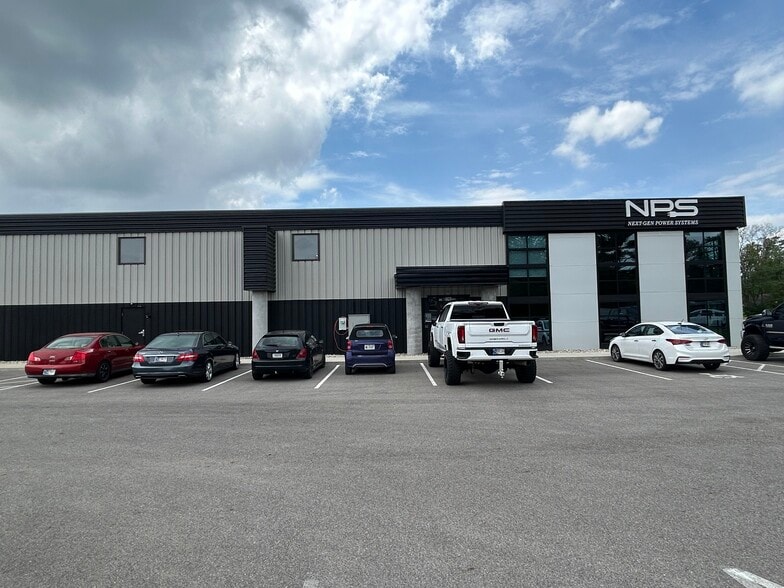 More Photos Of 1827 County Road 6 E, Elkhart Warehouse For Sale