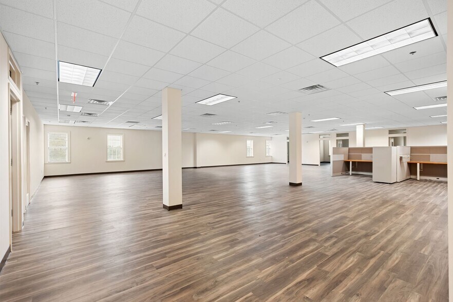 More Photos Of 112 Long Hollow Pike, Goodlettsville Office For Lease