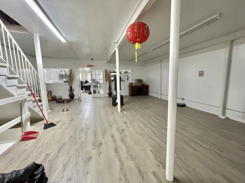 More Photos Of 104-16 150th St, Jamaica Storefront Retail Office For Sale