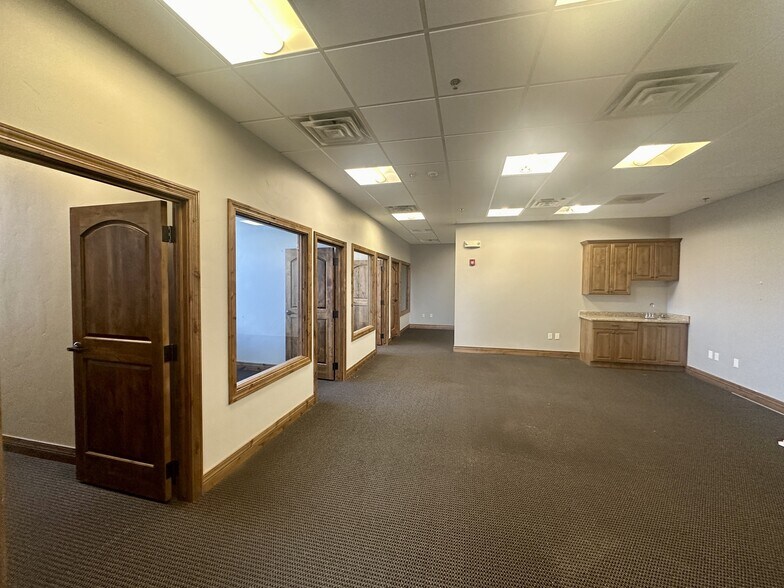 More Photos Of 1218 E 7800 S, Sandy Office For Lease