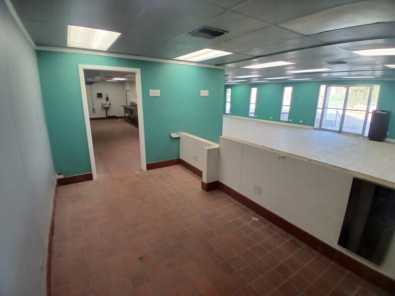 More Photos Of 32733 Highway 18, Lucerne Valley Freestanding For Lease