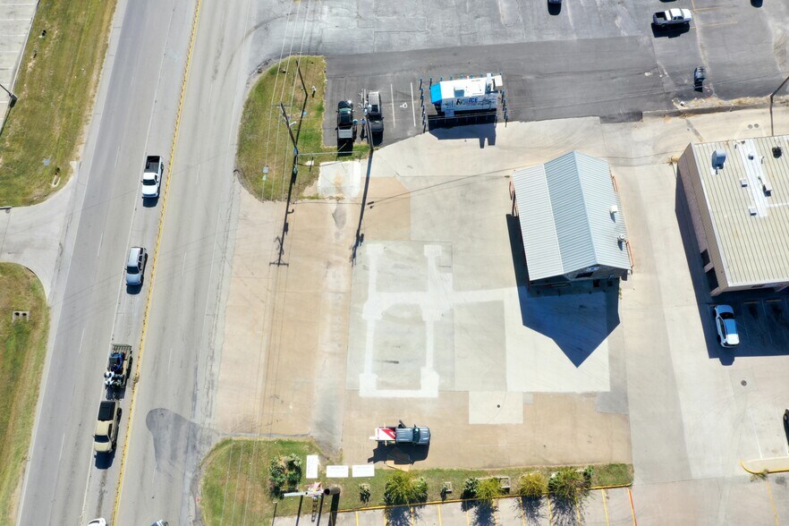 More Photos Of 1210 S Fm-51, Decatur Convenience Store For Lease