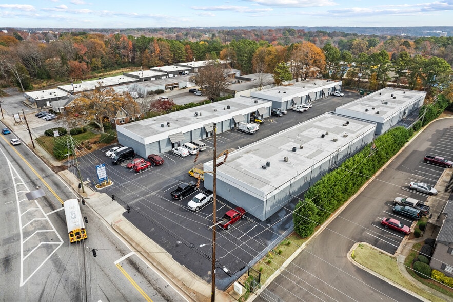 More Photos Of 5859 New Peachtree Rd, Doraville Warehouse For Lease