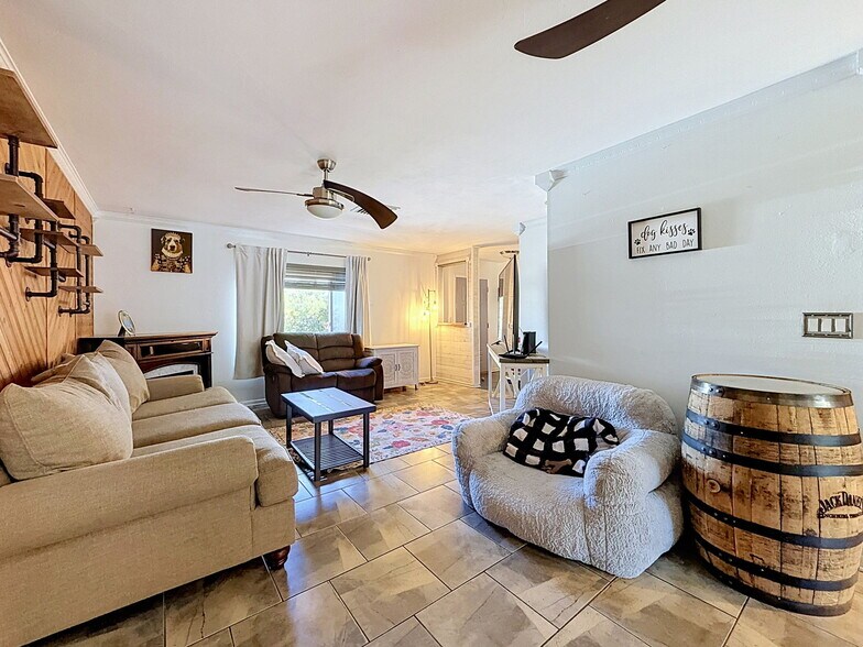 More Photos Of 7813 Leo Kidd Ave, Port Richey Flex For Sale