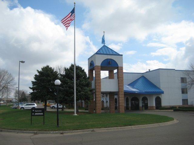 More Photos Of 1244 Canterbury Rd, Shakopee Hotel For Lease