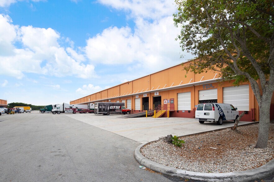 More Photos Of 3301-3389 NW 97th Ave, Miami Warehouse For Sale