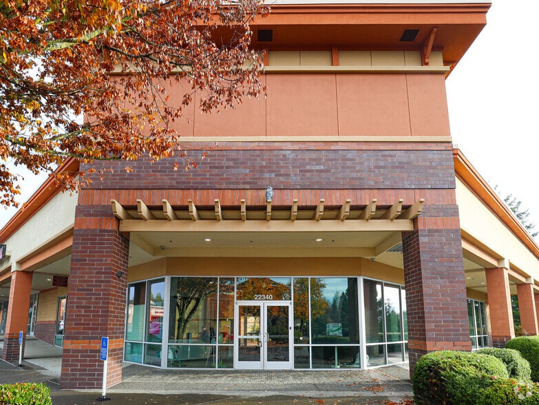 More Photos Of 22220-22340 Salamo Rd, West Linn General Retail For Lease