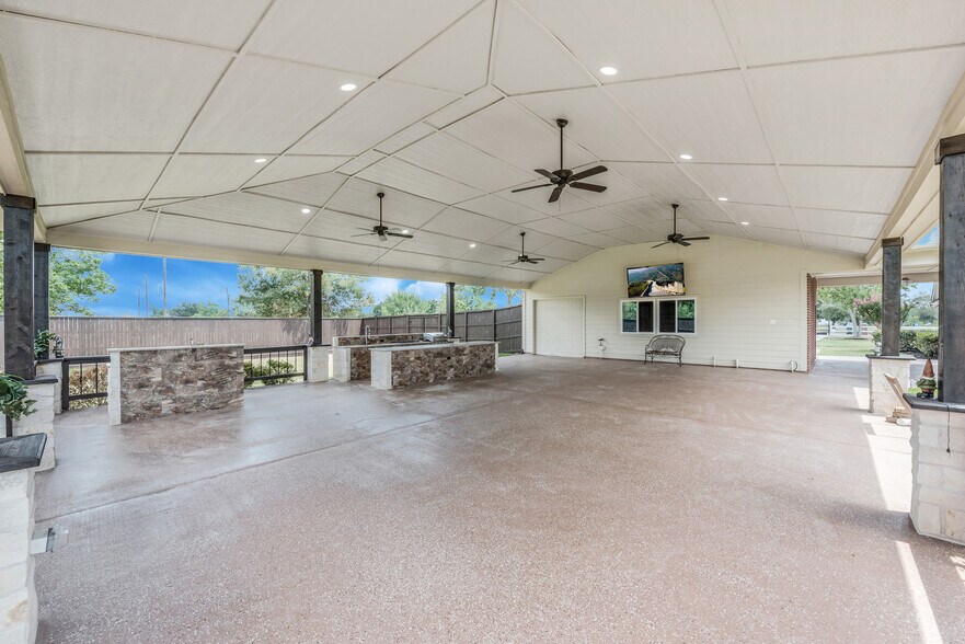 Primary Photo Of 30062 N Fulshear Dr, Fulshear Land For Lease