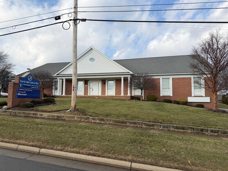 Primary Photo Of 365 Riffel Rd, Wooster Office For Lease