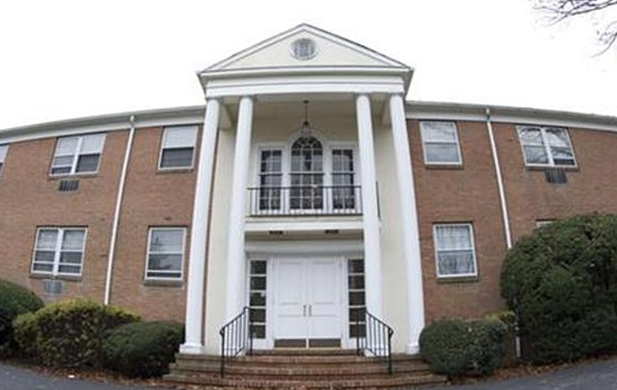 More Photos Of 34 W Montgomery Ave, Ardmore Apartments For Lease