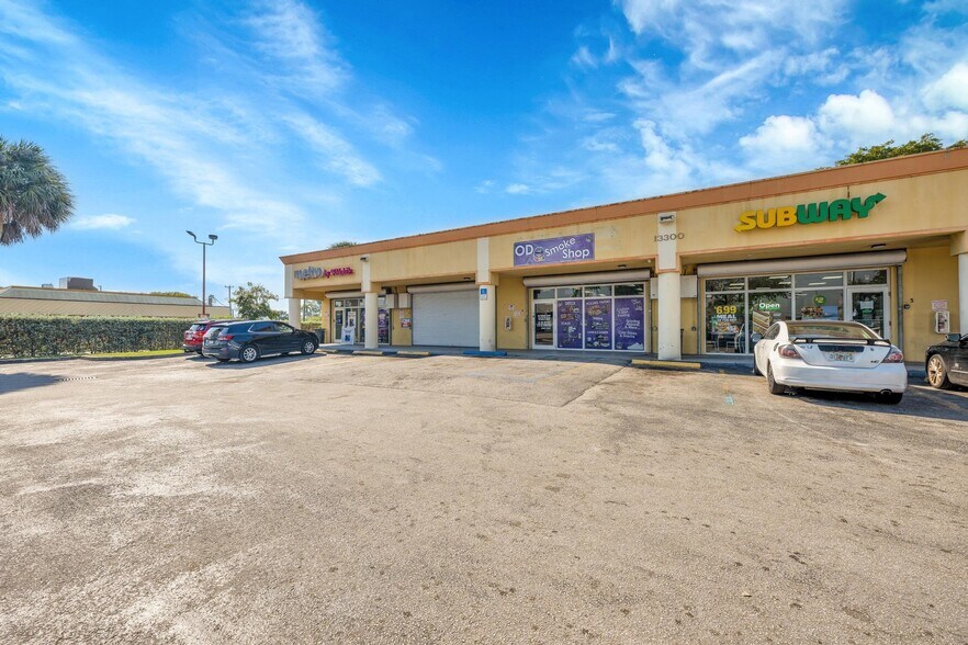 More Photos Of 13300 NW 27th Ave, Opa-locka Restaurant For Lease