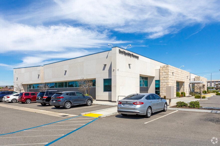 More Photos Of 604 N Magnolia Ave, Clovis Medical For Lease