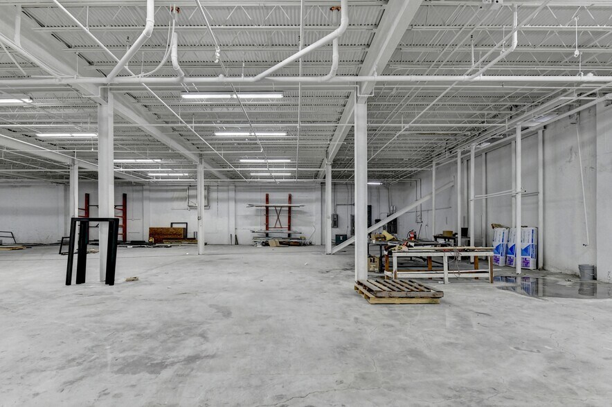 More Photos Of 4784 Cantrell Rd, Flowery Branch Warehouse For Sale