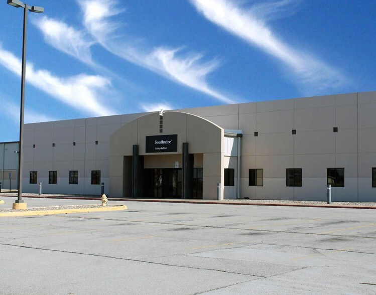 Primary Photo Of 2412 N US Highway 169, Coffeyville Warehouse For Lease