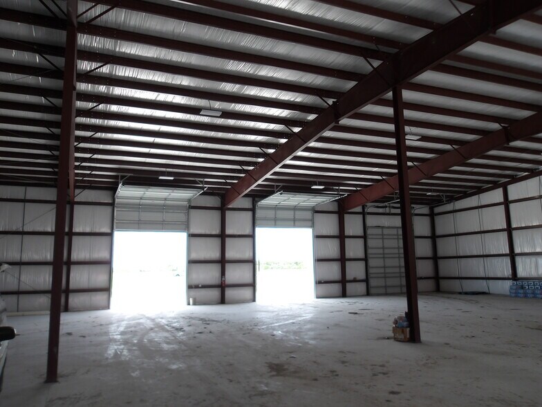 More Photos Of 1750 Reveille Rd, Harlingen Distribution For Lease