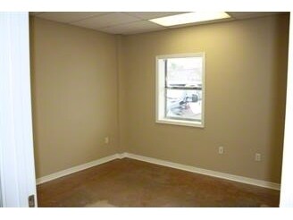 More Photos Of 131 Industrial Dr, Slidell Warehouse For Lease
