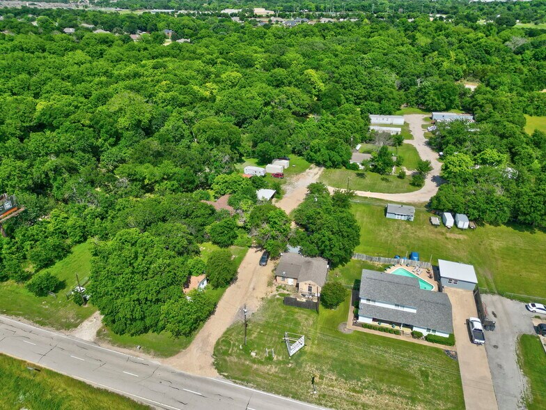 More Photos Of 404 S Interstate 35 Rd, Red Oak Manufactured Housing Mobile Home Park For Sale