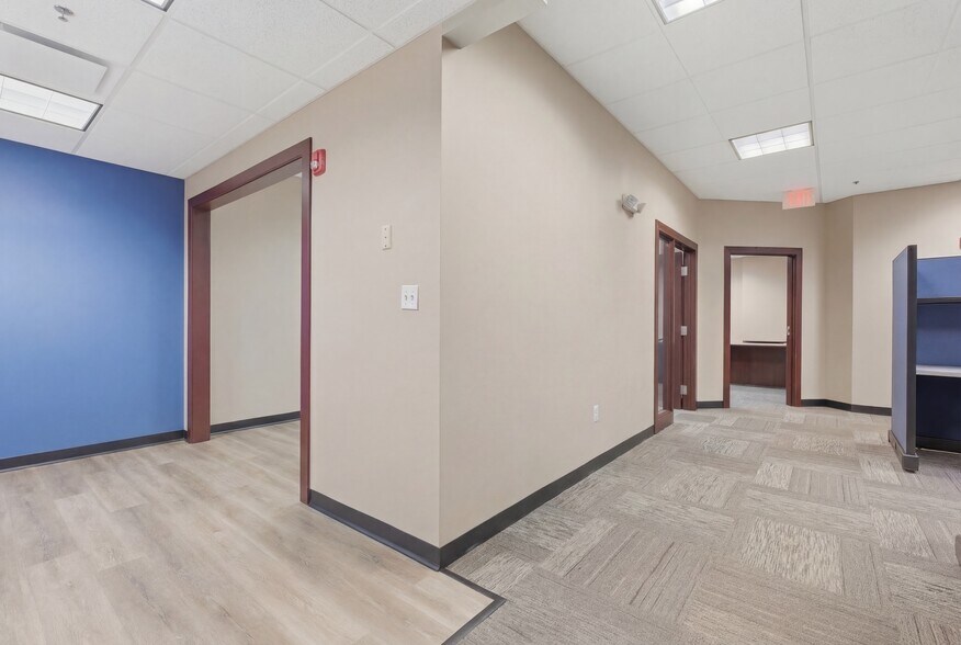 More Photos Of 6475 Washington St, Gurnee Medical For Sale