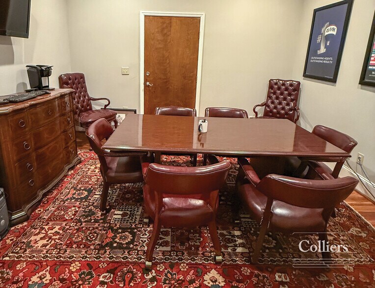 More Photos Of 3610 Landmark Dr, Columbia Office For Lease