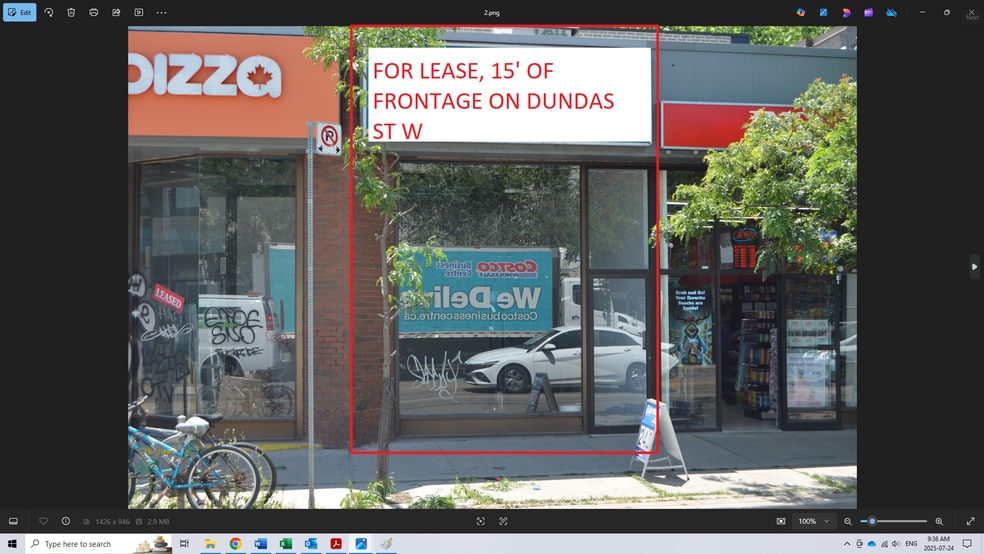 Primary Photo Of 811 Dundas St W, Toronto Storefront For Lease