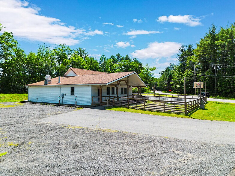 More Photos Of 205 W Main St, Liberty Restaurant For Sale