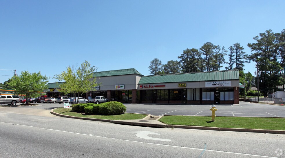 More Photos Of 1113 Perry Hill Rd, Montgomery Storefront Retail Office For Lease