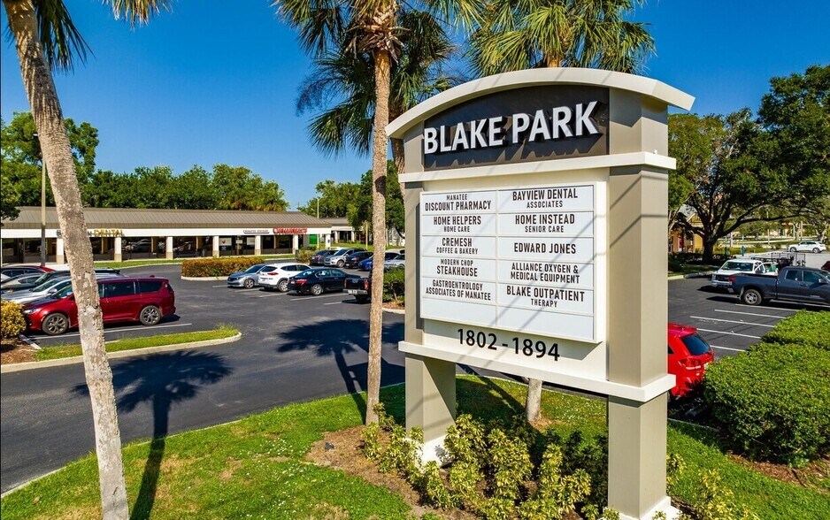 More Photos Of 1800 59th St, Bradenton Unknown For Lease