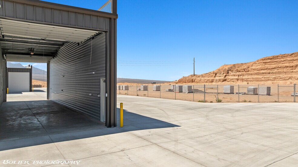 More Photos Of 1300 Pioneer Blvd, Mesquite Self Storage For Sale