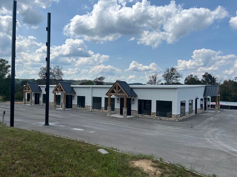 More Photos Of 3870 AL-69, Cullman Storefront For Lease