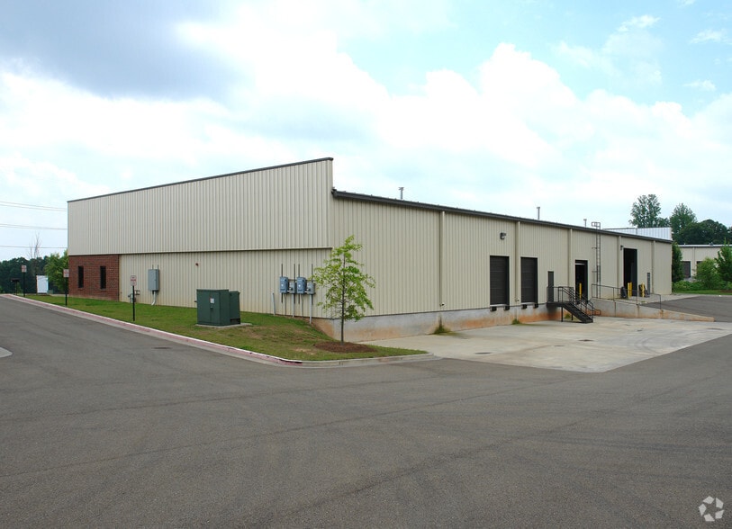 More Photos Of 135 Wes Walker Memorial Dr, Ball Ground Warehouse For Sale