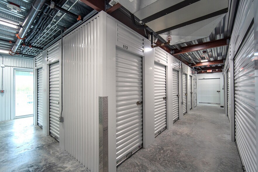 More Photos Of 323 Overseas Hwy, Key West Industrial For Sale