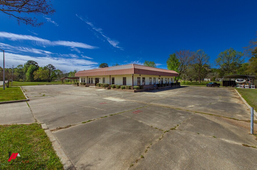 More Photos Of 8808 McGoldrick Dr, Shreveport Office For Sale