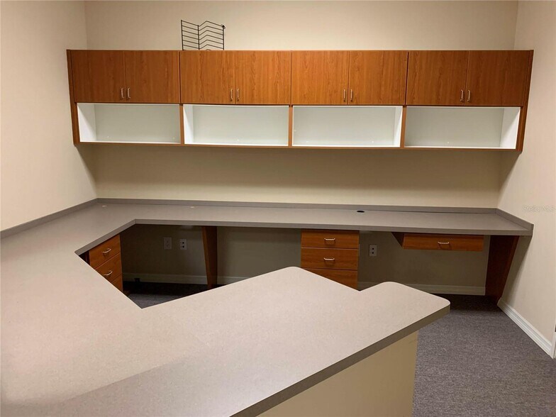 More Photos Of 25097 Olympia Ave, Punta Gorda Medical For Lease