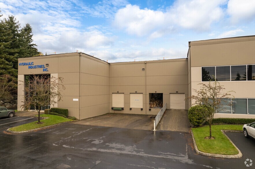 More Photos Of 3320 W Valley Hwy N, Auburn Unknown For Lease