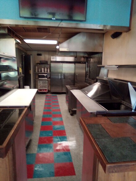 More Photos Of 129 Route 9 E, Wilmington Restaurant For Sale