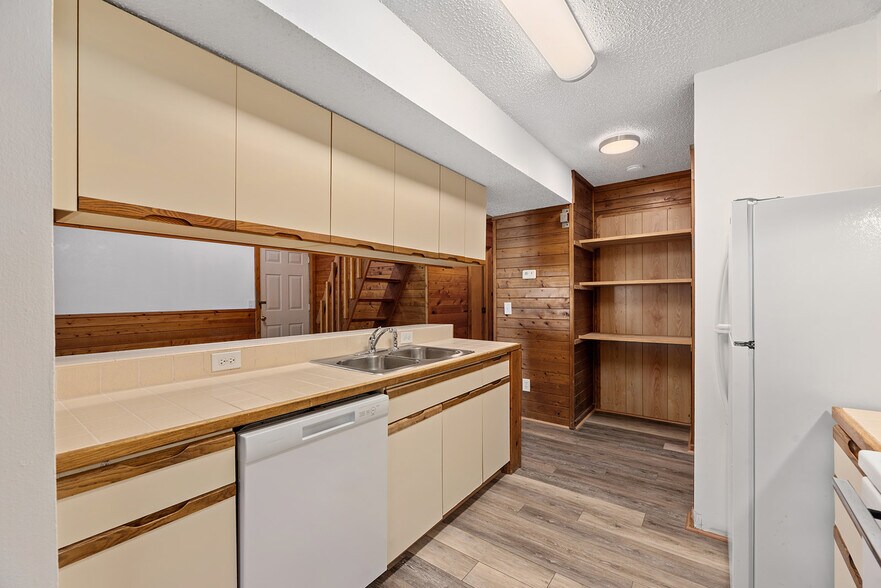 More Photos Of 1711 Bobby Lee Trl, Kill Devil Hills Specialty For Sale