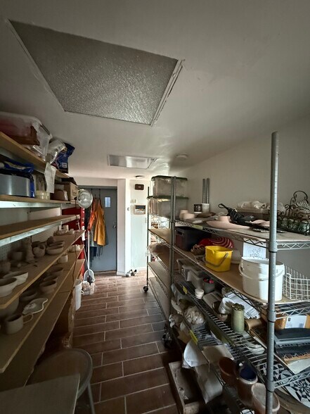 More Photos Of 533 Central Ave, Jersey City Apartments For Lease