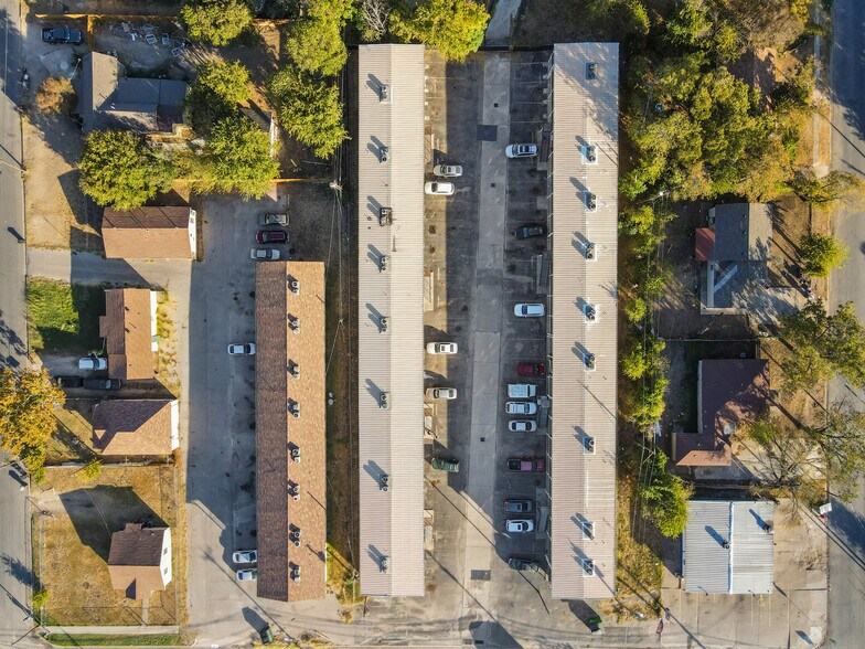 More Photos Of 306 Gilmer St, Killeen Apartments For Sale
